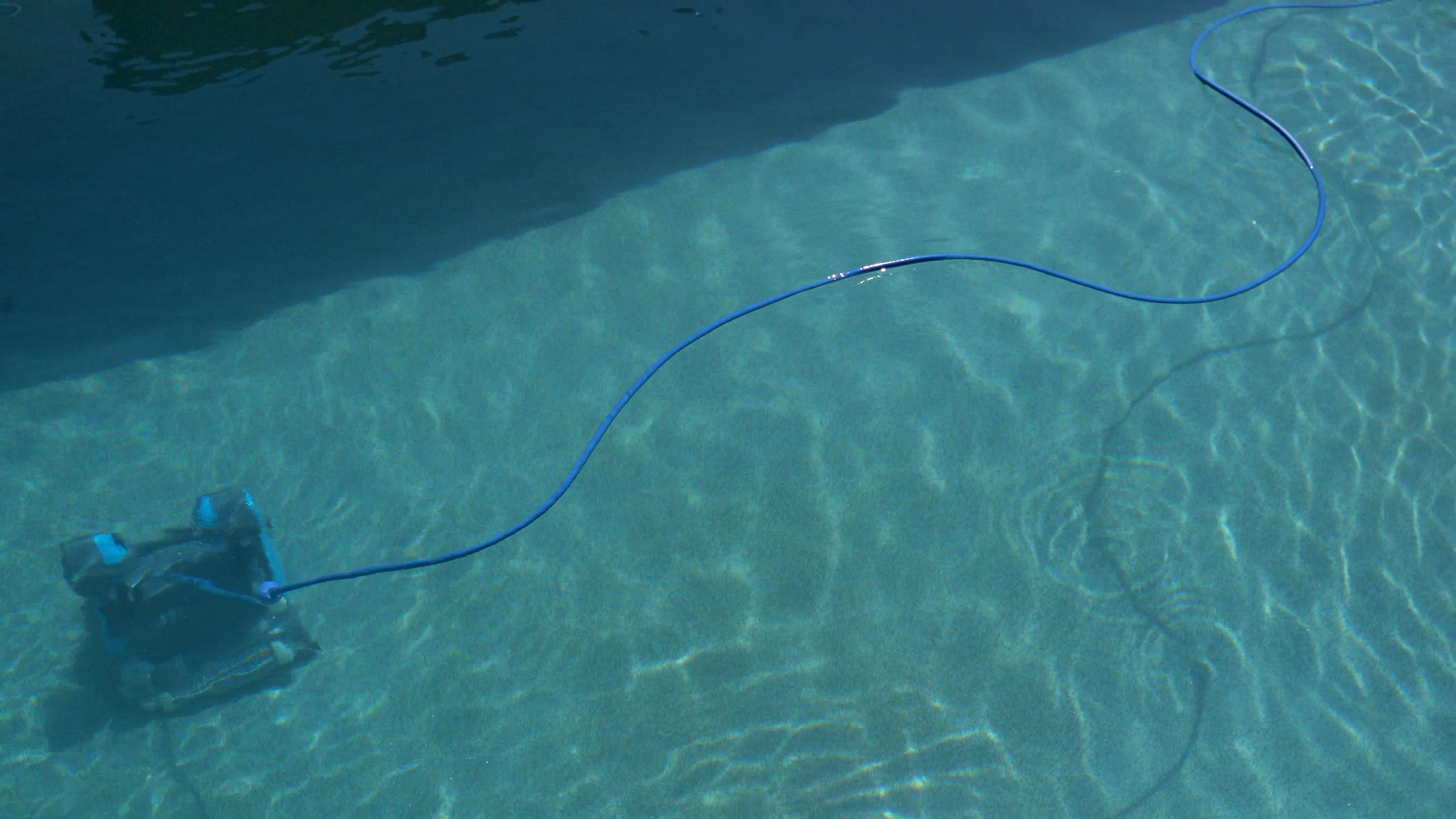 Dolphin Premier Robot Submerged Flat Pool Bottom Cord
