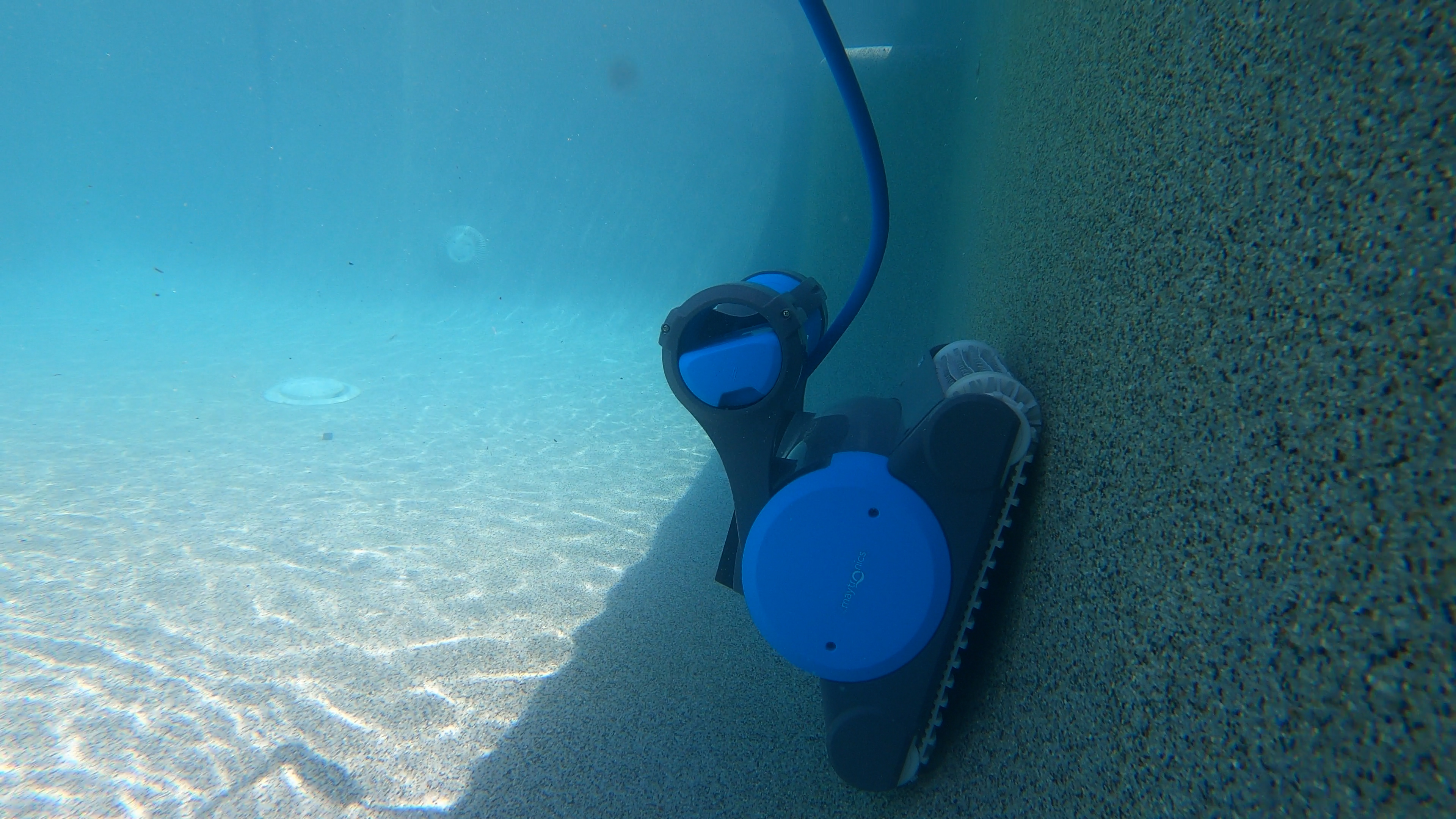 Dolphin Premier Underwater Climbing