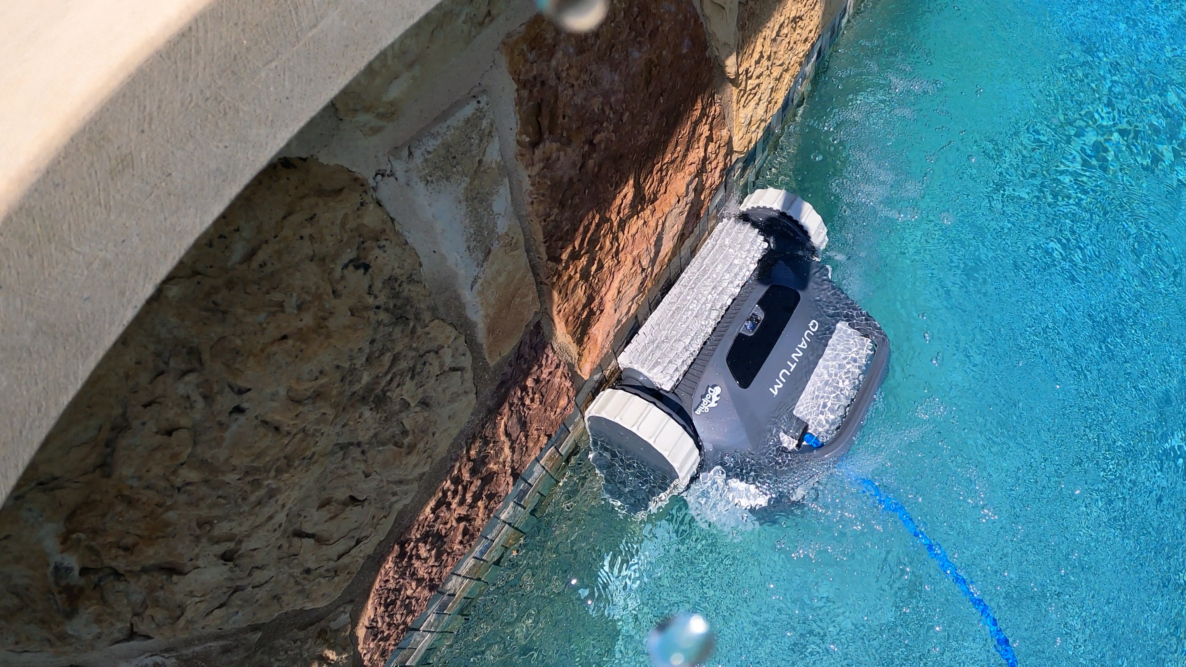 Dolphin Quantum Robot Cleaning Pool Wall Underwater Bubbles