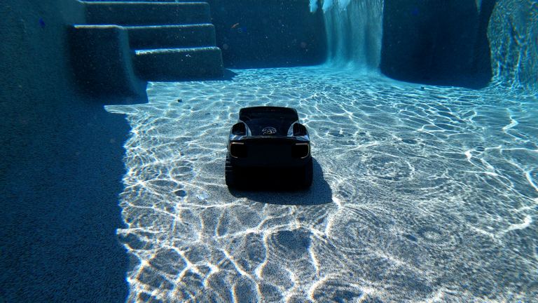 Aiper Scuba X1 Pro Max Cleaning Pool Floor Underwater Rear View