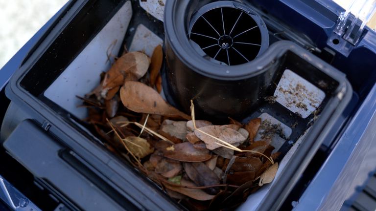 Polaris Freedom Leaf Debris Around Impeller Tube Close Up