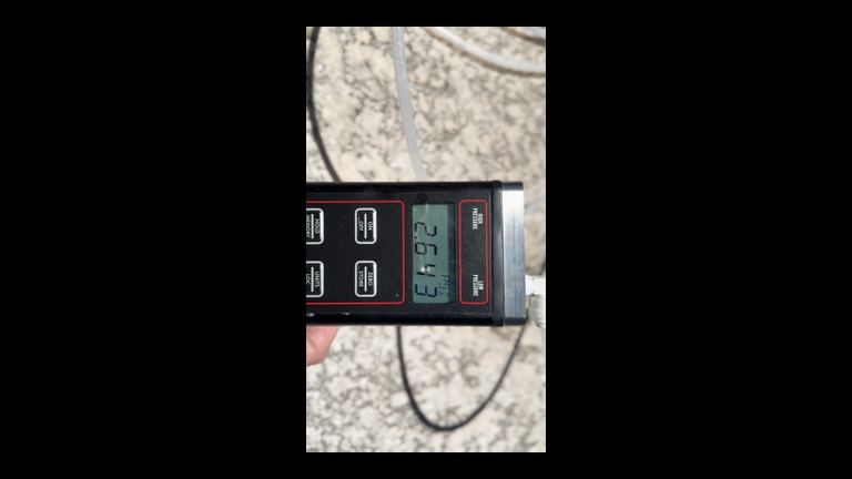 Dolphin Sigma Manometer PSI Readout Vertical Phone Clip
