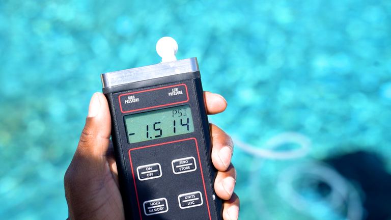 Beatbot AquaSense 2 Ultra Pressure Gauge Reading Pool Background