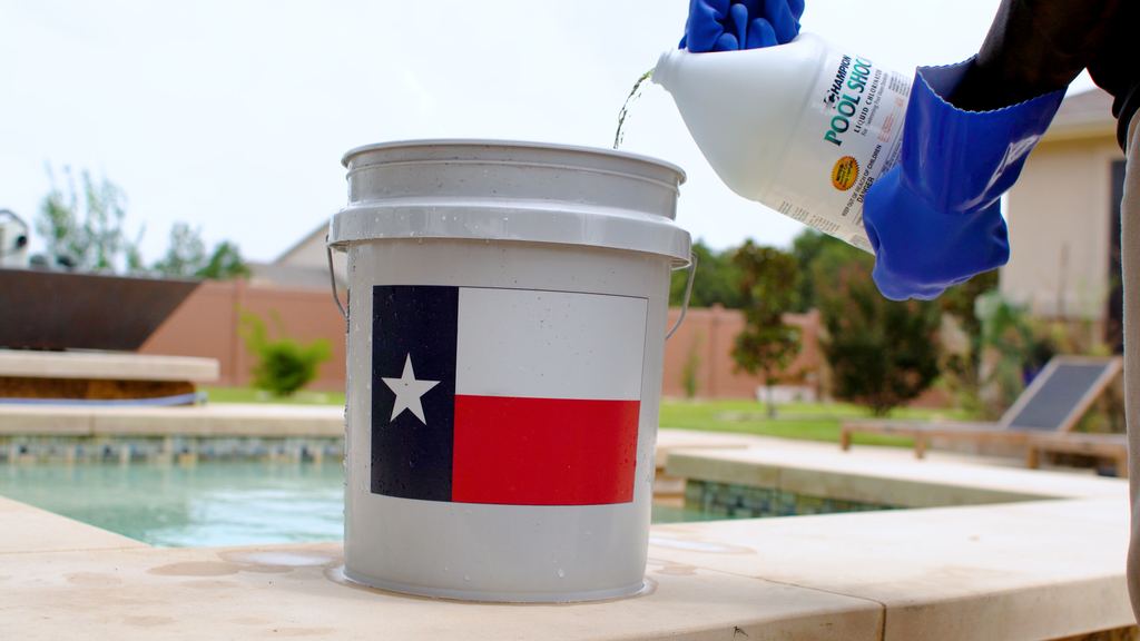 How Much Chlorine Does Your Pool Actually Need? The ORP Method