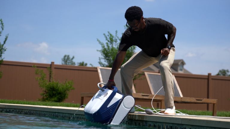 Clear S Pulling From Pool By Handle Side View