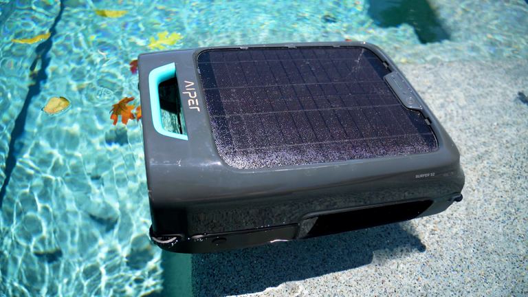 Aiper Surfer S2 Solar Panel Detail Floating Near Steps