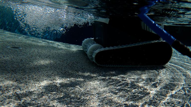 Dolphin E70 Cleaning Pool Floor Underwater Side View